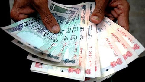 ரூ.150 கோடி, 2 லட்சம் வேட்டிகள்: அரவக்குறிச்சி, தஞ்சையில் தேர்தல் ரத்து ஆனதன் பின்னணி