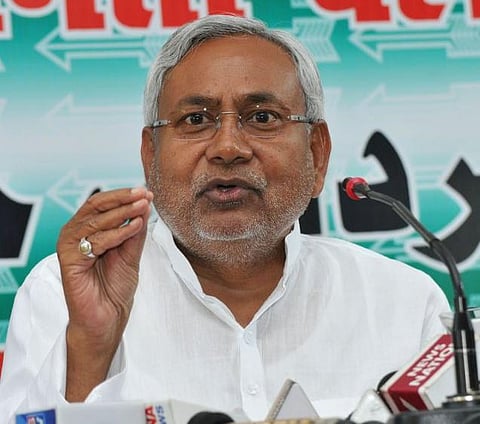 மதுரா கலவர சம்பவம்: உ.பி அரசுக்கு நிதிஷ்குமார் கேள்வி