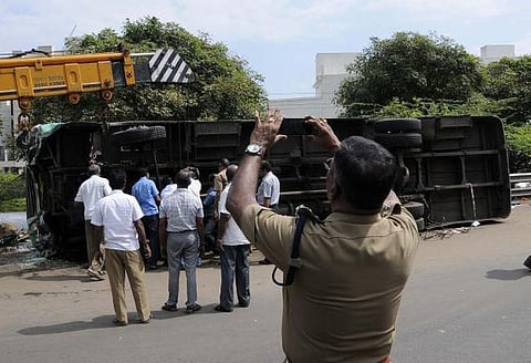 அதிக விபத்து நடக்கும் இடங்களில்﻿ மேம்பாலம், சுரங்கப் பாதை அமைக்க முடிவு﻿