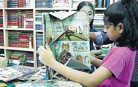 குழந்தைகளை ஈர்க்கும் 3டி புத்தகங்கள்!