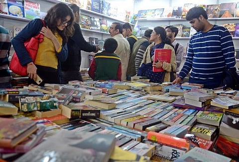 தள்ளுபடிப் புரட்சியில் புத்தகங்கள்!﻿