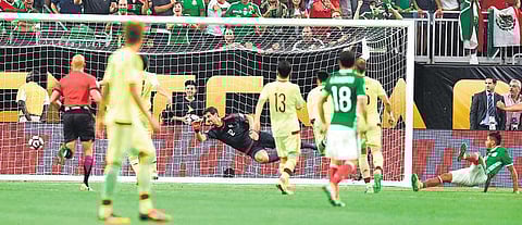 கோபா அமெரிக்கா கால்பந்து﻿: மெக்சிகோ - வெனிசுலா ஆட்டம் டிரா﻿- உருகுவேக்கு ஆறுதல் வெற்றி﻿