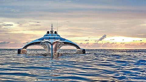 உலகின் பிரம்மாண்டப் படகு!