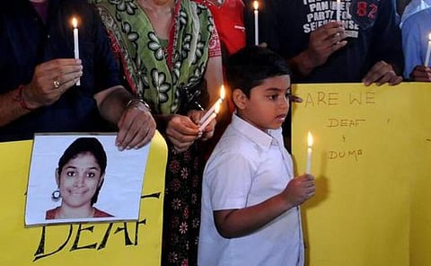 நுங்கம்பாக்கம் காவல் நிலையத்துக்கு வழக்கு மாற்றம்﻿: சுவாதி குடும்பத்தினரிடம் விசாரணை - தனிப்படை போலீஸார் தீவிரம்﻿