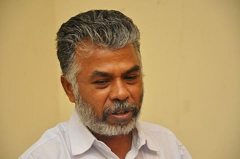 மாதொருபாகன் நாவலுக்கு தடை இல்லை: படைப்பாளிகளின் கருத்துரிமையை பாதுகாக்க 3 மாதத்தில் நிபுணர் குழு அமைக்க வேண்டும்- தமிழக அரசுக்கு உயர் நீதிமன்றம் உத்தரவு