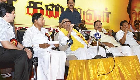 திமுகவை எந்த சக்தியாலும் அழிக்கவே முடியாது: திருவாரூர் நன்றி அறிவிப்பு கூட்டத்தில் கருணாநிதி கருத்து