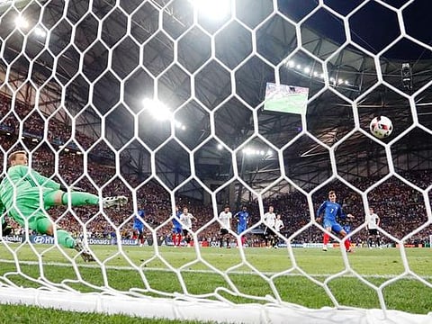 ஜெர்மனிக்கு அதிர்ச்சி அளித்து யூரோ 2016 இறுதியில் பிரான்ஸ்!