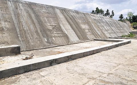 மெட்ராஸ் - மைசூர் ஒப்பந்தத்தை மீறும் ஆந்திர அரசு: பாலாற்றின் குறுக்கே உயரம் அதிகரிக்கப்படும் தடுப்பணைகள்﻿