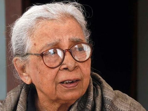 புகழ்பெற்ற வங்க மொழி மூத்த எழுத்தாளரும், பழங்குடி மக்கள் தொண்டருமான மஹாஸ்வேதா தேவி காலமானார்