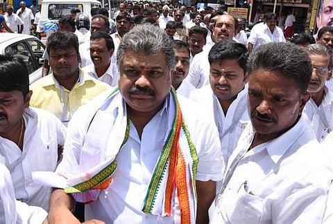 மருத்துவ படிப்புக்கான தேசிய நுழைவுத் தேர்வு முறைக்கு மாற்றுத் தீர்வு காண வாசன் கோரிக்கை