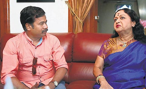 நடிகவேளுடன் பழகியவர்களைத் தேடுகிறேன்: ஆவணப்பட இயக்குநர் பு. சாரோன் நேர்காணல்