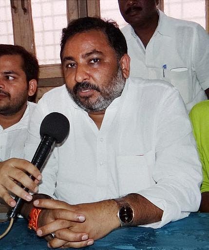 மாயாவதியை தரக்குறைவாக பேசிய தயா சங்கர் ஜாமீனில் விடுவிப்பு