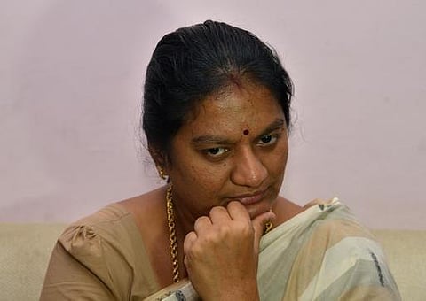 அதிமுக.வில் இருந்து நீக்கப்பட்ட﻿ சசிகலா புஷ்பாவை கைது செய்ய 22-ம் தேதி வரை தடை﻿: டெல்லி உயர் நீதிமன்றம் உத்தரவு﻿