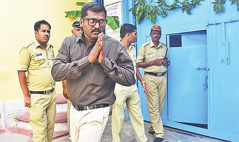 வீரப்பன் கூட்டாளிகளுக்கு 19 ஆண்டு சிறைவாசத்துக்குப் பிறகு﻿ கிடைத்தது விடுதலை; கிடைக்கவில்லை சுதந்திரம்﻿