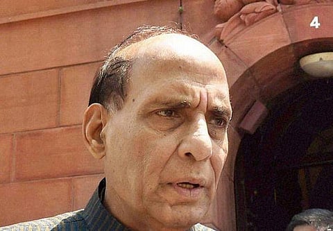 காஷ்மீரில் துப்பாக்கிச் சூட்டில் 17 பேர் காயம்: உள்துறை அமைச்சர் ராஜ்நாத் காஷ்மீருக்கு புதனன்று பயணம்