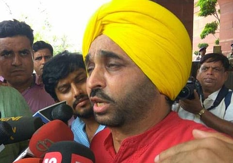 பத்திரிகையாளர்களை அவமதித்ததாக புகார்﻿: சர்ச்சையில் சிக்கிய ஆம் ஆத்மி எம்.பி. பகவந்த் மான் மீது வழக்கு பதிவு﻿