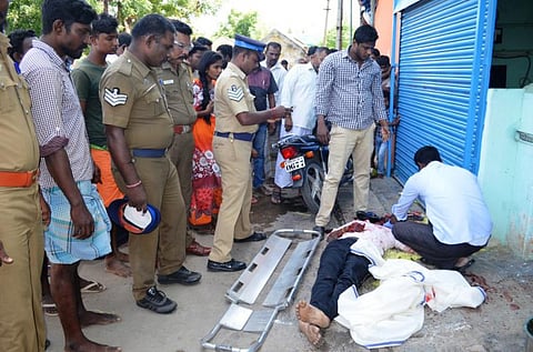 விருத்தாசலத்தில் ஜாமீனில் வெளியே வந்தவர் வெட்டிக் கொலை