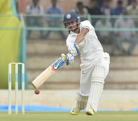 மணீஷ் பாண்டே அதிரடி அரைசதம்: பிங்க் பந்தில் இந்தியா ஏ 230 ரன்களுக்குச் சுருண்டது