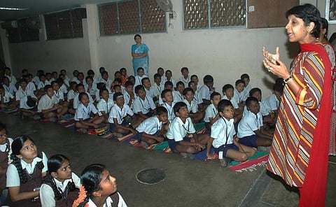 தொடக்கப்பள்ளிகளில் 5 லட்சம் ஆசிரியர்கள் பணியிடம் காலி﻿: மாநிலங்களுக்கு மத்திய அரசு கடிதம்﻿