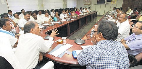 திருப்பதி பிரம்மோற்சவ விழாவுக்காக கூடுதல் இருப்பில் 7 லட்சம் லட்டுகள்﻿