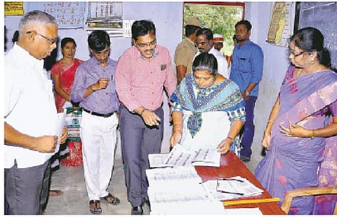 திருவள்ளூர், காஞ்சியில் வாக்காளர் பட்டியல் திருத்த முகாம்﻿