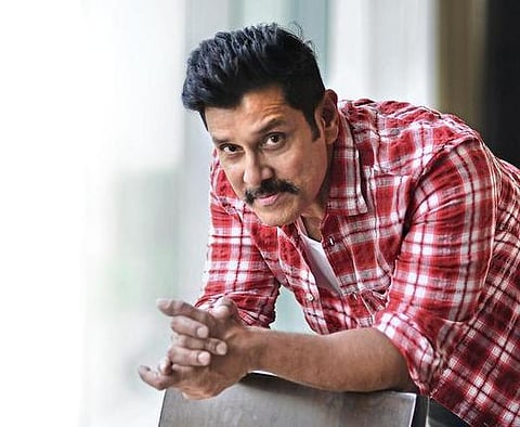 சாக்ரடீஸ் இயக்கத்தில் விக்ரம்: புதிய அணிக்கு பேச்சு