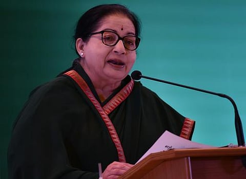 காவல், தீயணைப்பு, சிறைத்துறை, ஊர்க்காவல் படையினர் 126 பேருக்கு அண்ணா பதக்கம்: முதல்வர் ஜெயலலிதா உத்தரவு