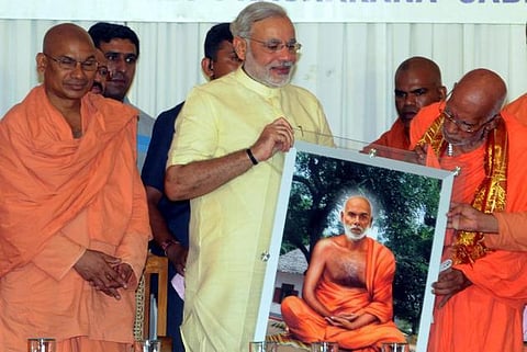 சமூக சீர்திருத்தவாதி ஸ்ரீ நாராயண குருவை  ‘இந்துத் துறவி’ என்று கூறி சர்ச்சையில் சிக்கிய கேரள பாஜக