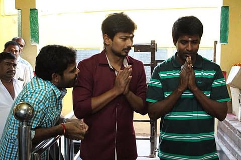 தளபதி பிரபு - உதயநிதியின் பொதுவாக என் மனசு தங்கம் படப்பிடிப்பு துவக்கம்