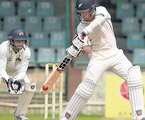 3 நாள் கிரிக்கெட் போட்டி﻿: ரோஞ்சியின் சதத்தால் தப்பியது நியூஸிலாந்து﻿