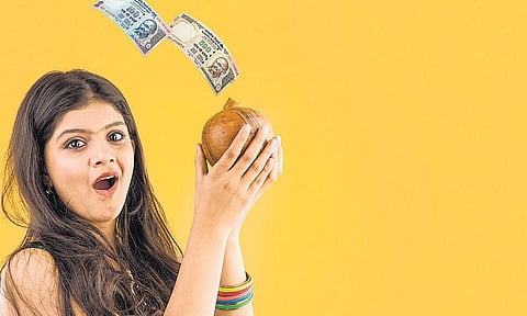 பருவத்தே பணம் செய்: சிக்கனமும் சேமிப்புதான்!