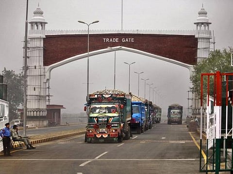 பாகிஸ்தான் மீது பொருளாதார போர்: வேண்டப்பட்ட நாடு அந்தஸ்தை மறு ஆய்வு செய்ய இந்தியா முடிவு