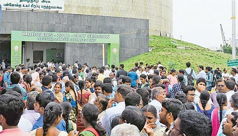 தனியார் பல் மருத்துவக் கல்லூரிகளில்﻿ மாநில அரசுக்கான பிடிஎஸ் இடங்களுக்கு இன்று கலந்தாய்வு﻿