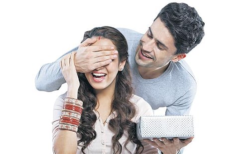 ஊடலை உடைத்த எலுமிச்சை!