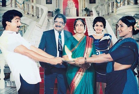 சினிமா எடுத்துப் பார் 78: குளிரால் ரஜினி கால்மீது ஏறிக்கொண்ட அமலா!