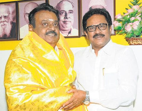 மக்கள் பிரச்சினைகளுக்காக﻿ தேமுதிகவுடன் இணைந்து செயல்படுவோம்﻿: விஜயகாந்தை சந்தித்த திருநாவுக்கரசர் கருத்து﻿