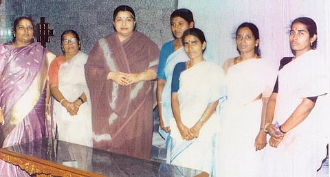 உள்ளாட்சி 25: நாட்டையே திரும்பிப் பார்க்க செய்த எளிய பெண்மணிகள்!