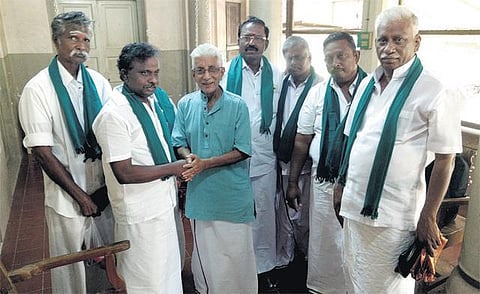 காவிரி பிரச்சினையில் தமிழக கட்சிகள் ஒருங்கிணைந்து செயல்பட வேண்டும்﻿: மன்னார்குடி ரெங்கநாதன் வலியுறுத்தல்﻿