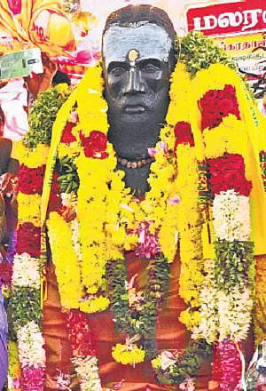 சங்கரதாஸ் சுவாமிகள் நினைவிடத்தை சீரமைக்க நடிகர் சங்கம் உதவுமா?﻿-  முக்கிய நடிகர்கள் பங்கேற்காமல் முடிந்த நினைவஞ்சலி