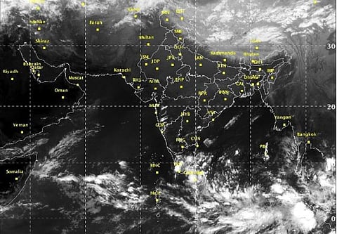 வானிலை முன்னறிவிப்பு: தமிழகத்தில் லேசான மழை வாய்ப்பு