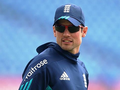 பந்தை பளபளப்பு செய்வதில் ஐசிசி-யின் தெளிவு தேவை: இங்கிலாந்து கேப்டன் குக் வலியுறுத்தல்