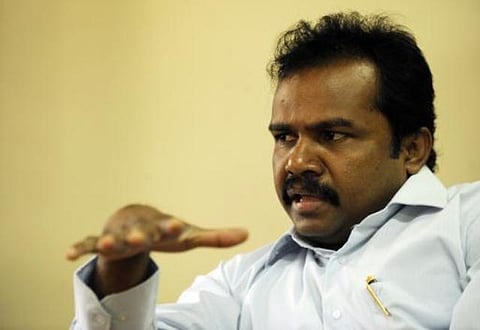 காட்டிக் கொடுத்த கருணாவின் சேவை﻿: துரோகத்தை துரோகத்தால் வீழ்த்தும் இலங்கை﻿