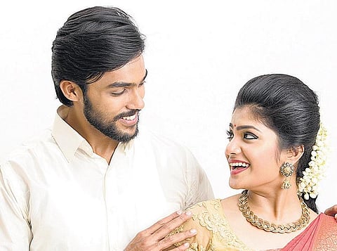 கணவனே தோழன்: பாடாத பாட்டெல்லாம் பாட வைத்தார்