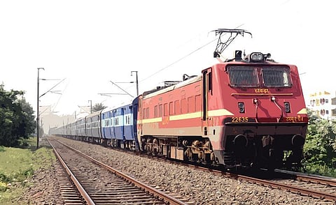 சென்னை - நெல்லை இடையே சிறப்பு கட்டண ரயில்கள் இயக்கம்: முன்பதிவு இன்று தொடக்கம்