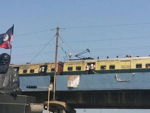 சென்னையில் ரயில் சேவைகளில் பாதிப்பில்லை