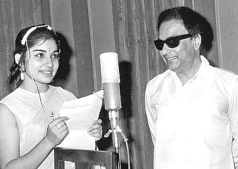 ஜெ.நினைவலைகள்: வெற்றிச் செல்வி!