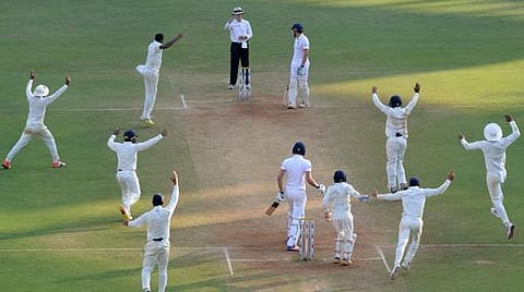 கோலி, ஜெயந்த் யாதவ் அபார ஆட்டத்திற்குப் பிறகு வெற்றிப் பாதையில் இந்திய அணி