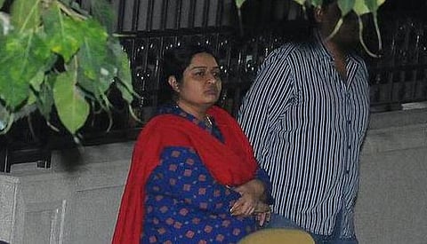 பாட்டி பெயரிலான பாரம்பரிய சொத்து﻿: போயஸ் தோட்ட இல்லத்தில் எனக்கும் பங்கு உண்டு﻿ - ஜெயலலிதாவின் அண்ணன் மகள் தீபா திட்டவட்டம்