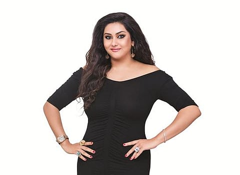 நமீதா வசித்துவரும் வாடகை வீட்டை காலி செய்யும்படி வற்புறுத்தக்கூடாது: சென்னை நீதிமன்றம் உத்தரவு