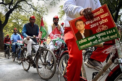 அகிலேஷ் யாதவை எதிர்த்துப் போட்டியிடுவேன்: சமாஜ்வாதி தலைவர் முலாயம் சிங் யாதவ்